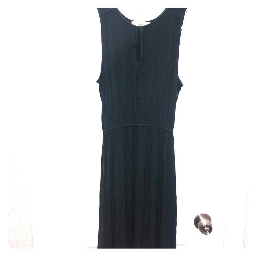 Dark green dress